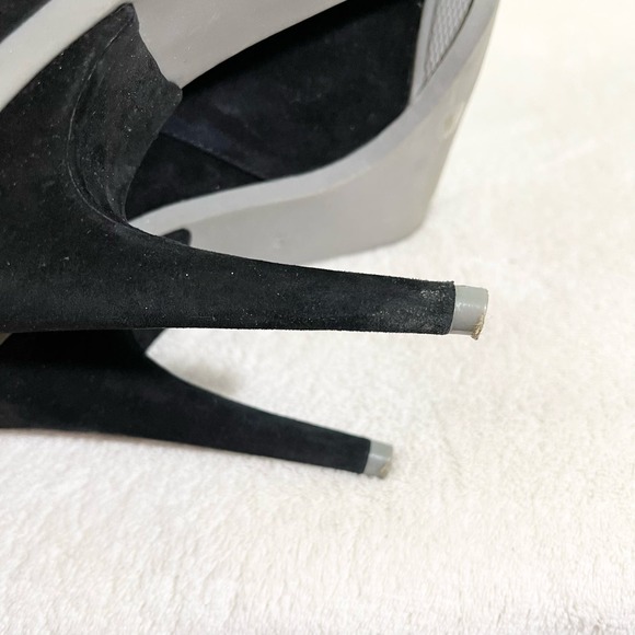 BCBGMAXAZRIA Womens Black Drawstring Real Rabbit Fur Stiletto Heel Boots Size 8M - Picture 11 of 12